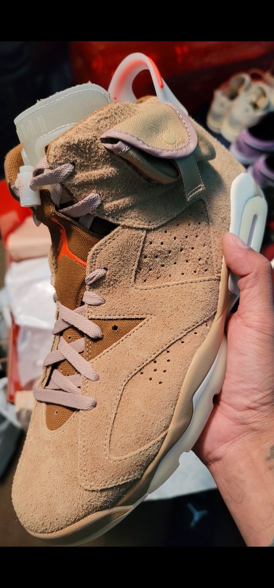 LexxDaTurtle's tweet photo. Wsup Fam!
I caught another W from the @goatapp on these Travis Scott x Air Jordan 6 Retro British Khaki's!
π’ππ₯π±
@SneakerAdmirals @Jumpman23
@Nike #AirJordan #GoatApp https://t.co/EkXb2g8eIA