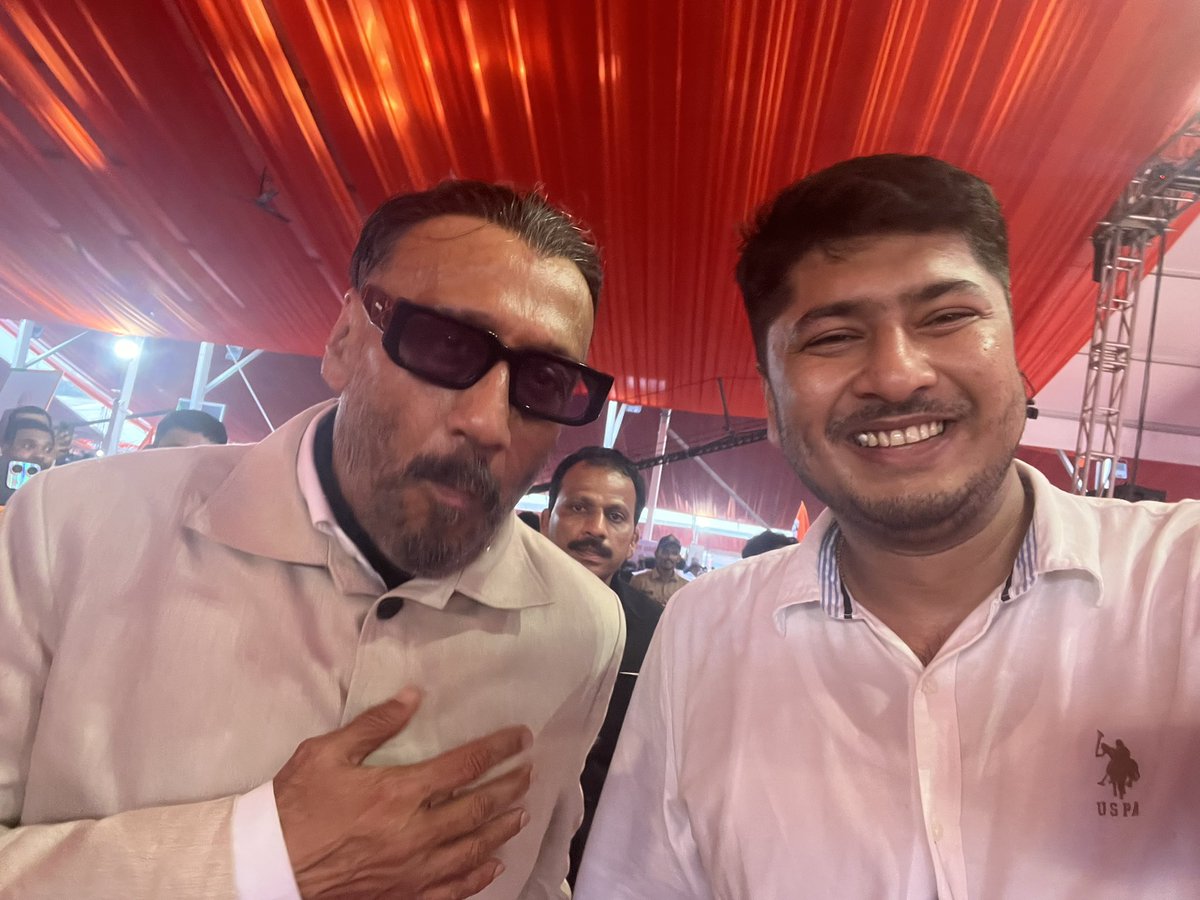 With <a href="/MadhuriDixit/">Madhuri Dixit Nene</a> 
<a href="/anilambani/">Anil Ambani</a> <a href="/sachin_rt/">Sachin Tendulkar</a> <a href="/apnabhidu/">Jackie Shroff</a>