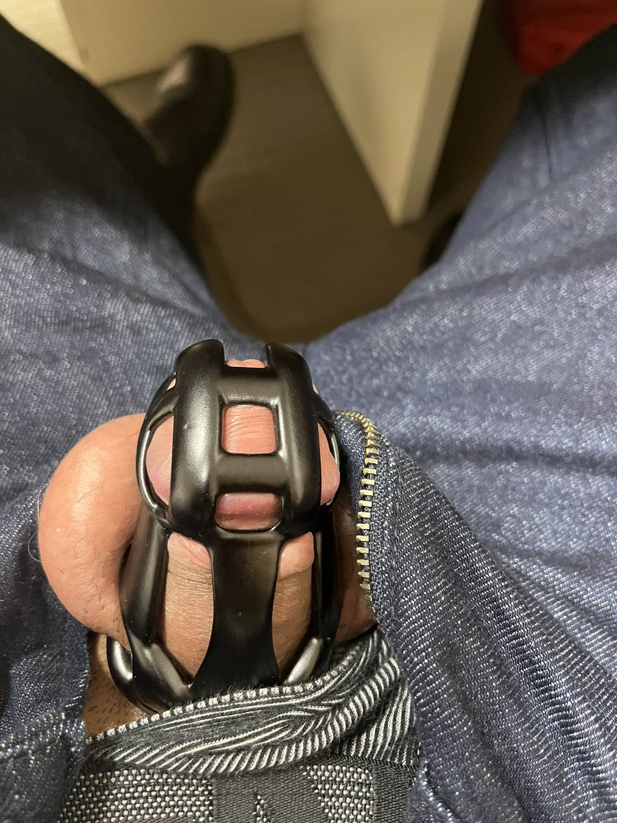 Bootlicker96's tweet photo. OOTD for work https://t.co/fgpS25IMfg