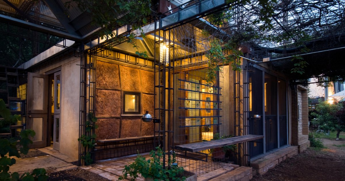 Hey everyone – unfortunately, the CMPBS Holiday Party and Community Potluck planned for this Friday, December 6th is cancelled due to the cold and rainy weather forecast.

We'll miss breaking bread with all of you, and will be in touch about a potential reschedule for January!✨