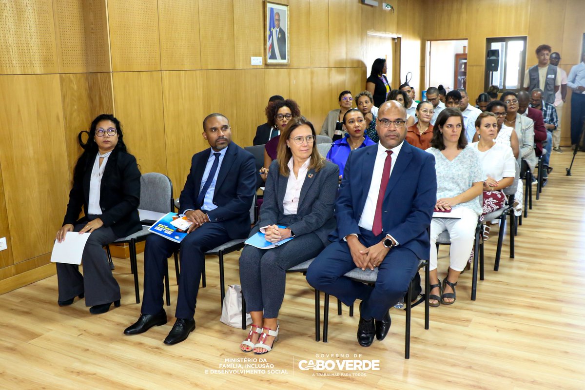 GilsonPina2's tweet photo. O Boletim Estatístico sobre a Proteção Social de Cabo Verde, edição 2021-2023, é um documento que segue a linha do primeiro relatório apresentado em 2022, consolidando o trabalho no fortalecimento do sistema de proteção social do país.
https://t.co/U8b9mDnvGY https://t.co/k0rxYdIrDE