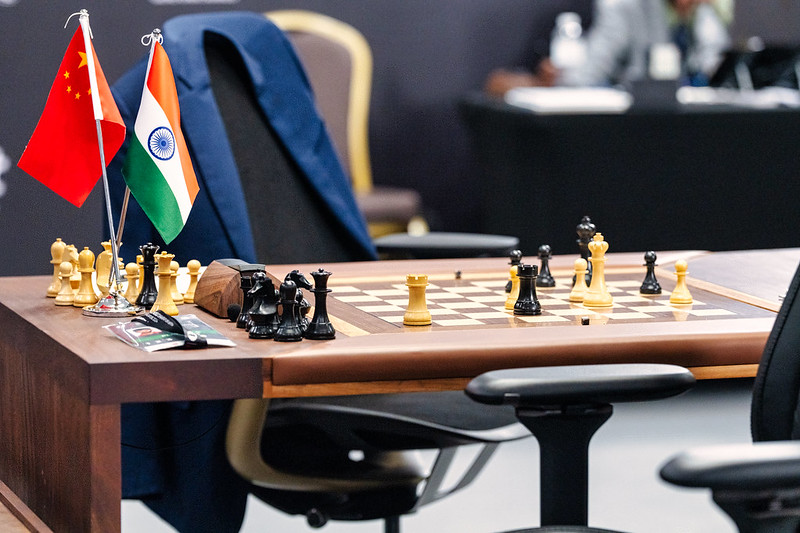 usefulchess's tweet photo. World Chess Championship game 9:    Gukesh -Ding Liren: Draw. ( Bogo-Indian defence )   Watch the game on  : https://t.co/cX4NcSqp44  #chess  #DingGukesh  #DingLiren  #Gukesh #WorldChessChamp  Photo by FIDE / Emalianova https://t.co/RYqG0FvXdR