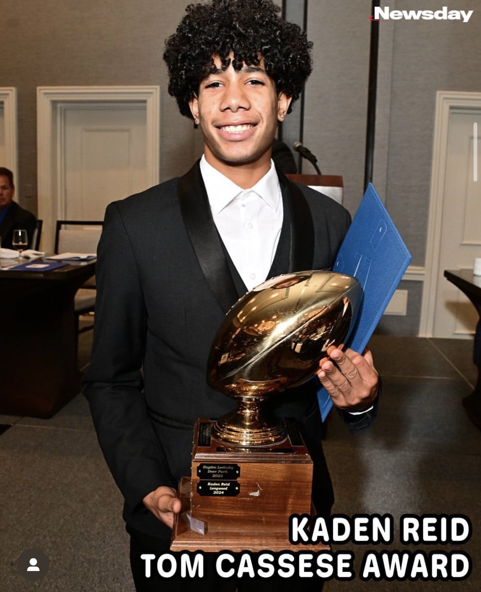 KadenReiddd's tweet photo. Honored&amp;Blessed to be awarded and chosen for the TOM CASSESE DEFENSIVE BACK AWARD(Most Outstanding defensive back)🙌🏽🏆Also being named First team All long-island by NewsDay,And being All Suffolk county https://t.co/QLESi1iQOj