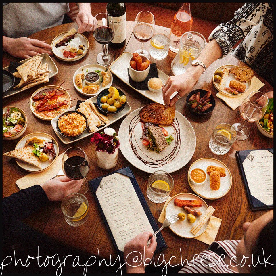 bigcheesephoto's tweet photo. Who doesn’t love a day in t’pub?

#behindthescenes
#food
#foodphotography #websitephotography #advertisingphotography #locationphotography https://t.co/hjGQwqRXU4