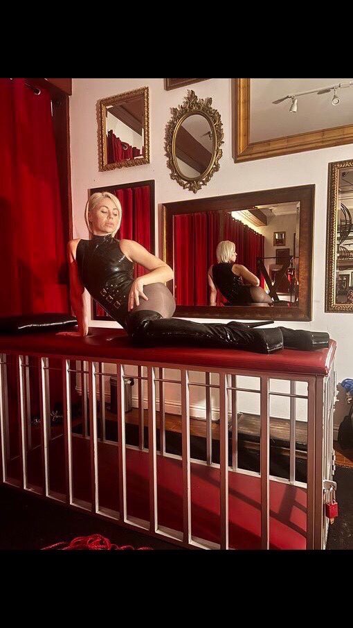 Goddesslora123's tweet photo. #chasity #chastitycage #chasityslave #chasitybelt #chasitydevice #chasitylondon #chasitykeyholder #sissychasity #chasitycaption #chasitysaunders #malechasity #chasitysamone #chasitycages #chasityplay #lockthecock #lockthesaxdown #lockthemup #lockthebox https://t.co/va2d8Sz2n4