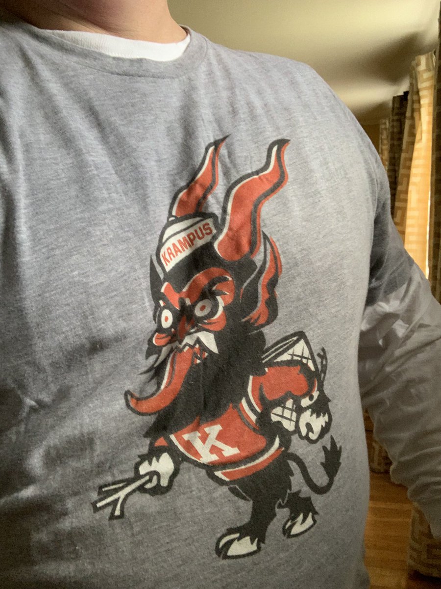 botolphus's tweet image. Krampusnacht is upon us already - Weihnachtsgrüße vom Krampus!

Perfect night for a dark brew in a pewter tankard, methinks.

smithsonianmag.com/travel/krampus…

nationalgeographic.com/news/2018/12/1…

#Krampusnacht #Krampuslauf

(Art by Chris Reach)