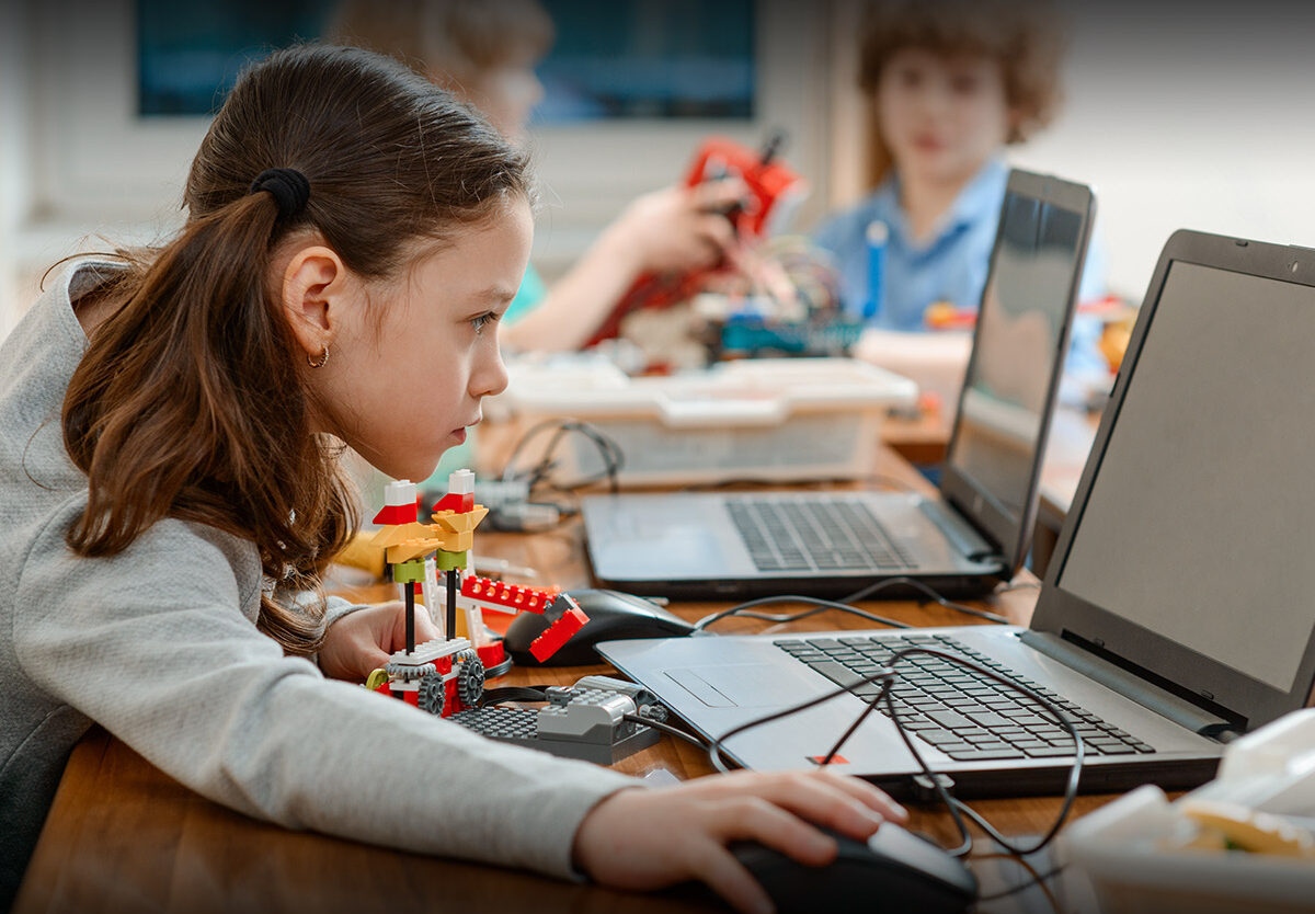 Happy Computer Science Education Week! We’re celebrating the power of technology and innovation that drives our VoIP solutions forward. 
#LoopCommunications #BusinessPhones #CharlotteNC #VoIPservice