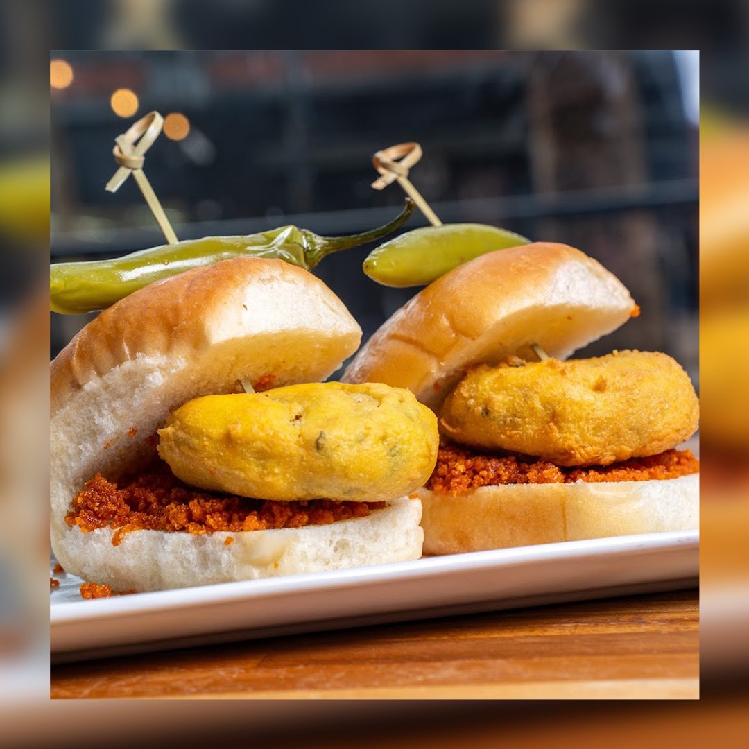 Seattle (@visitseattle) on Twitter photo ๐ฃ๐จ๐ง ๐๐ง ๐ข๐ก ๐ข๐จ๐ฅ ๐ง๐๐ at @nirmalsseattle!
Enjoy a FREE Thali Meal for lunch or FREE Samosa or Vada Pav for dinner on us! To redeem: Click the link, select "Get a Code," & show your server: bit.ly/3D2Eabp
In partnership w/ <a href="/Seattle_Bank/">Seattle Bank</a> and <a href="/intentionalist_/">Intentionalist</a> ๐ฃ๐จ๐ง ๐๐ง ๐ข๐ก ๐ข๐จ๐ฅ ๐ง๐๐ at @nirmalsseattle!
Enjoy a FREE Thali Meal for lunch or FREE Samosa or Vada Pav for dinner on us! To redeem: Click the link, select "Get a Code," & show your server: bit.ly/3D2Eabp
In partnership w/ <a href="/Seattle_Bank/">Seattle Bank</a> and <a href="/intentionalist_/">Intentionalist</a>
