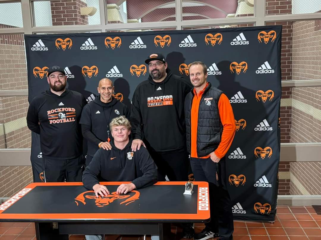 Rockford Rams Football (@rockfordramsfb) on Twitter photo Congratulations to <a href="/NolanMiller32/">Nolan Miller</a> and <a href="/ZanePanchula25/">Zane Panchula</a> on signing their letters of intent to play D1 college football!!
Nolan Miller ➡️ <a href="/WMU_Football/">Western Michigan Football</a>
Zane Panchula ➡️ <a href="/BG_Football/">BGSU Football</a> Congratulations to <a href="/NolanMiller32/">Nolan Miller</a> and <a href="/ZanePanchula25/">Zane Panchula</a> on signing their letters of intent to play D1 college football!!
Nolan Miller ➡️ <a href="/WMU_Football/">Western Michigan Football</a>
Zane Panchula ➡️ <a href="/BG_Football/">BGSU Football</a>