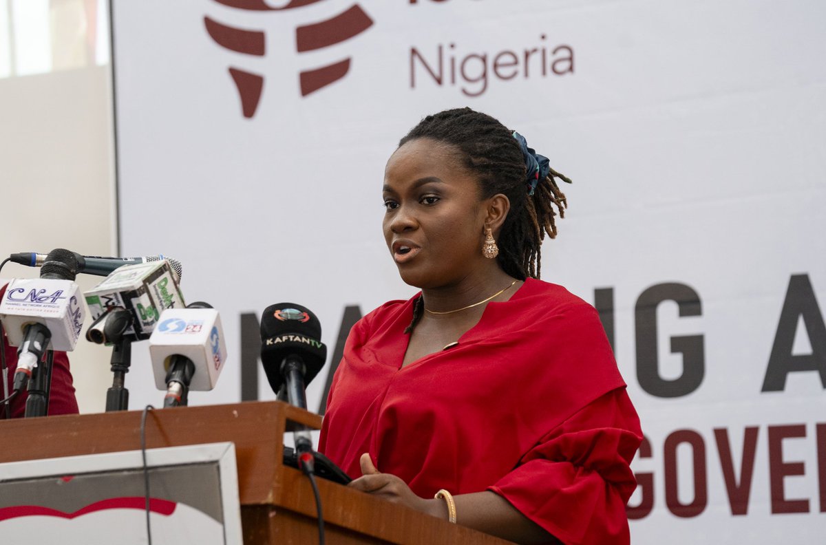 accountlabng's tweet photo. Speaking at the #IntegrityIcon Summit and Awards, Lucy James Abagi, Chief Executive Officer of @PPDC_ng, called for greater collaboration to involve more Ministries, Departments, and Agencies (MDAs) in strengthening #transparency and #accountability.
She urged government institutions to open their doors to citizens- enabling dialogue that builds trust and improves governance.