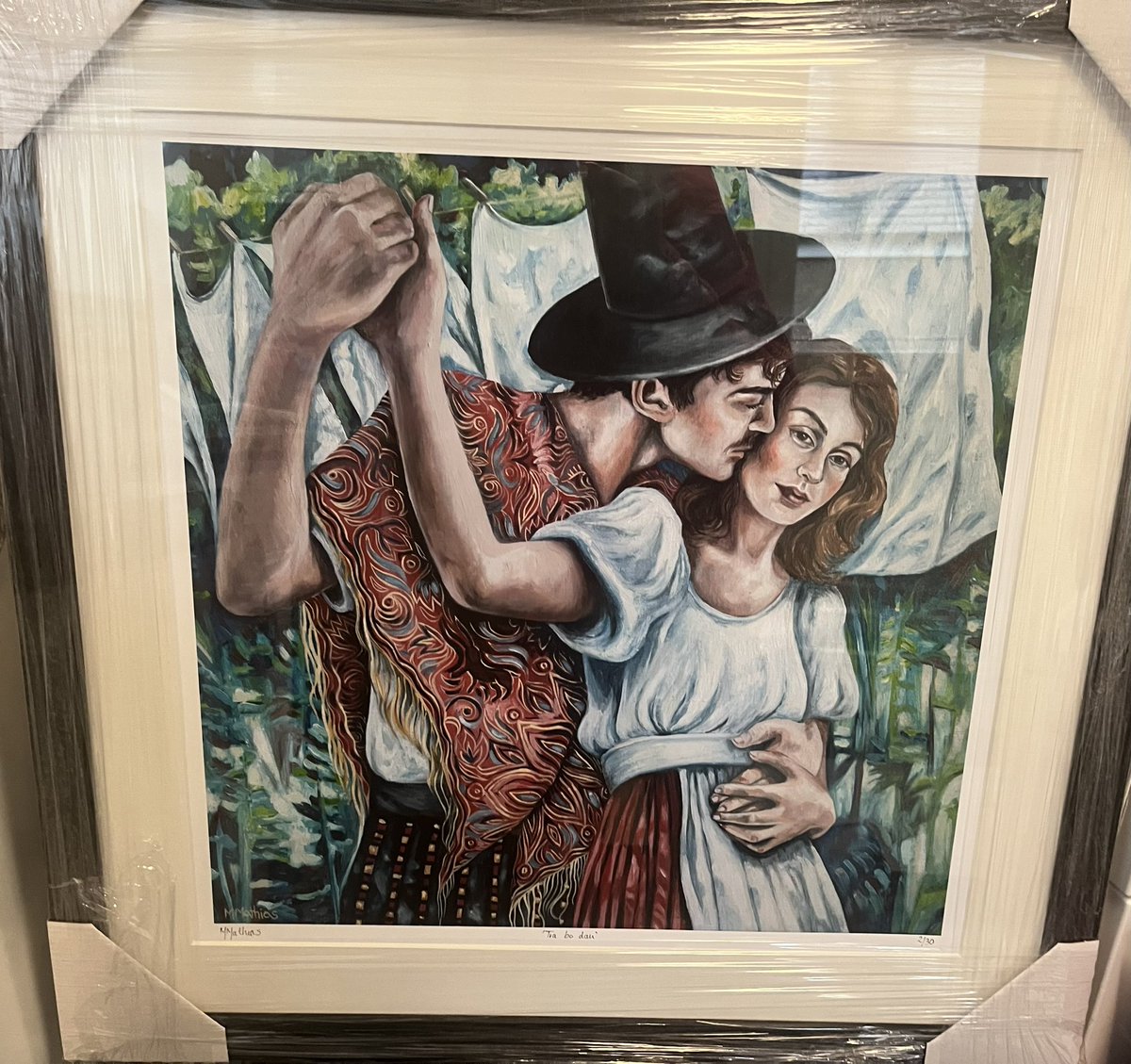 ShesfromWales's tweet photo. I treated myself to this beautiful painting which arrived today @meinirmathias is the talented artist 🏴 her fab paintings have been in her nearly sold out exhibition in North Wales recently 🏴.. love it ❤️💖check her out on insta #welshartist #art #cymru #wales #welshhat https://t.co/vdMc6uskEL
