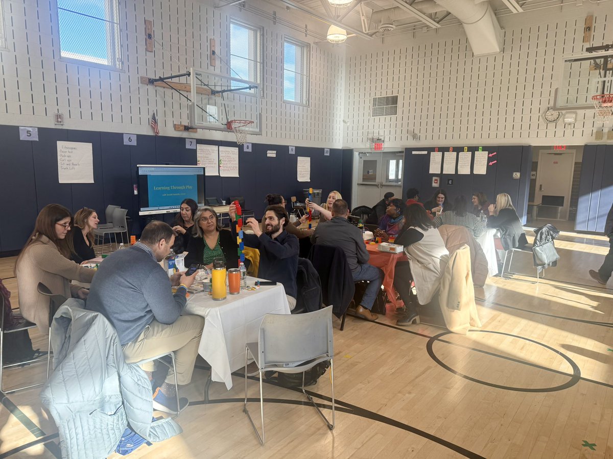 david_possner's tweet image. An amazing day of learning w/ our APs centered on classroom visitations, feedback discussions, Radical Candor, MTSS through MAP, and so much more. Ty to our partners at LEGO, HMH/NWEA, and  PS 54 for being great hosts! @CSD31SI @DocPalton @CChavezD31 @christineloug14