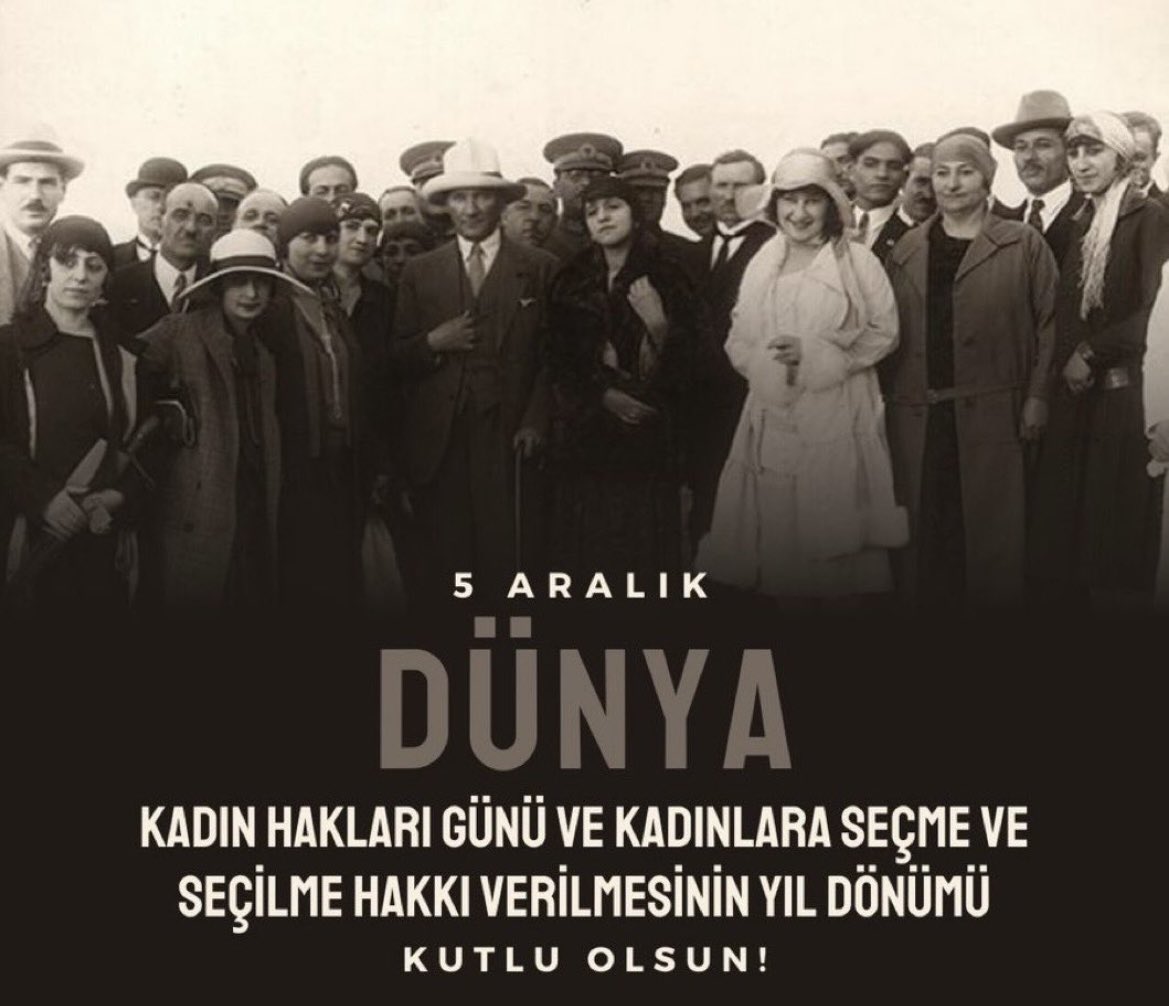 AvAyseUnal's tweet photo. Kadınların toplumdaki yeri, saygınlığı medeniyetin göstergesidir. 
Kadınlara seçme ve seçilme hakkı verilişinin 90. yıl dönümünü ve 5 Aralık Dünya Kadın Hakları Günü'nü Ulu Önderimiz Mustafa Kemal Atatürk'ü sevgi, saygı ve minnetle anarak kutluyorum. 🇹🇷🌸 #kadinhaklarigunu https://t.co/LXz48kMg3K