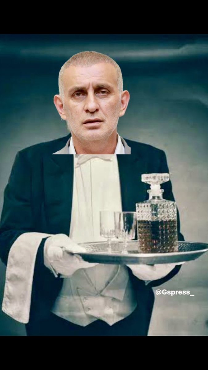 Galatasaray’a kılıcını çektin. Görelim bakalım iboş mu daha erkek Galatasaray’mı #TFFistifa #haciosmanoğluİstİfa <a href="/TFF_Org/">TFF</a>