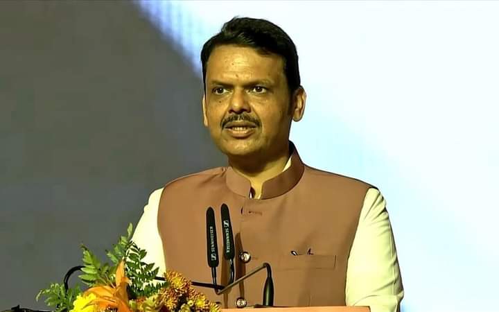 ArvindBarra's tweet photo. माननीय श्री देवेंद्र फडणवीस जी को महाराष्ट्र के मुख्यमंत्री और श्री एकनाथ शिंदे जी तथा श्री अजीत पवार जी को उप-मुख्यमंत्री पद की शपथ लेने पर आत्मीय बधाई एवं शुभकामनाएं!

आदरणीय प्रधानमंत्री श्री नरेन्द्र मोदी जी के मार्गदर्शन और आपके नेतृत्व में महाराष्ट्र के समग्र विकास एवं https://t.co/pQxLO6hRZ6