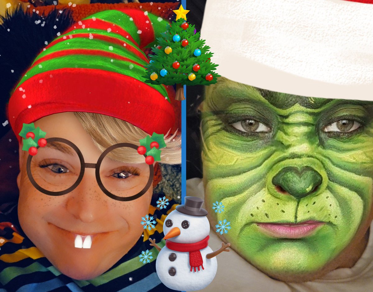 By day, Jolly Elf full of Festive Cheer.
By night, Full On Grinch with bah-humbugs for all!
