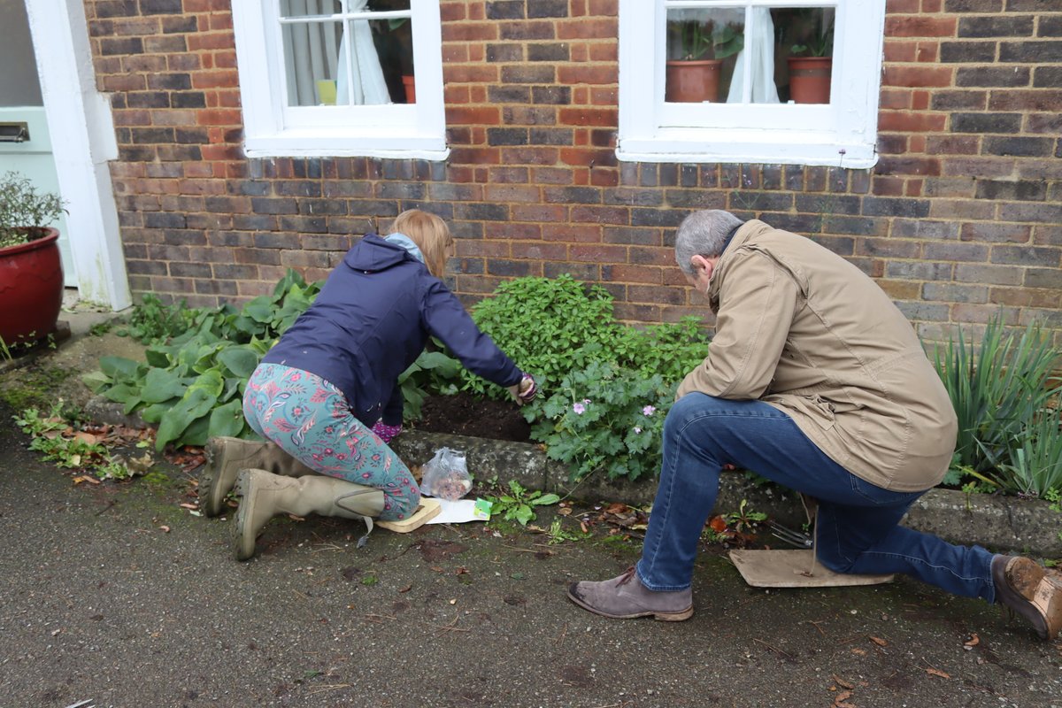 (3/3) The Herts Domestic Abuse &amp; Violence Against Women and Girls Partnership joined forces last week to plant 712 bulbs, in honour of victims of men's violence. Watch this space for the bright orange flowers that will bloom in the spring! <a href="/forbabyssake/">The For Baby's Sake Trust</a> <a href="/TheSadieCentre/">The Sadie Centre</a> <a href="/HPFT_NHS/">Hertfordshire Partnership University NHS FT (HPFT)</a>