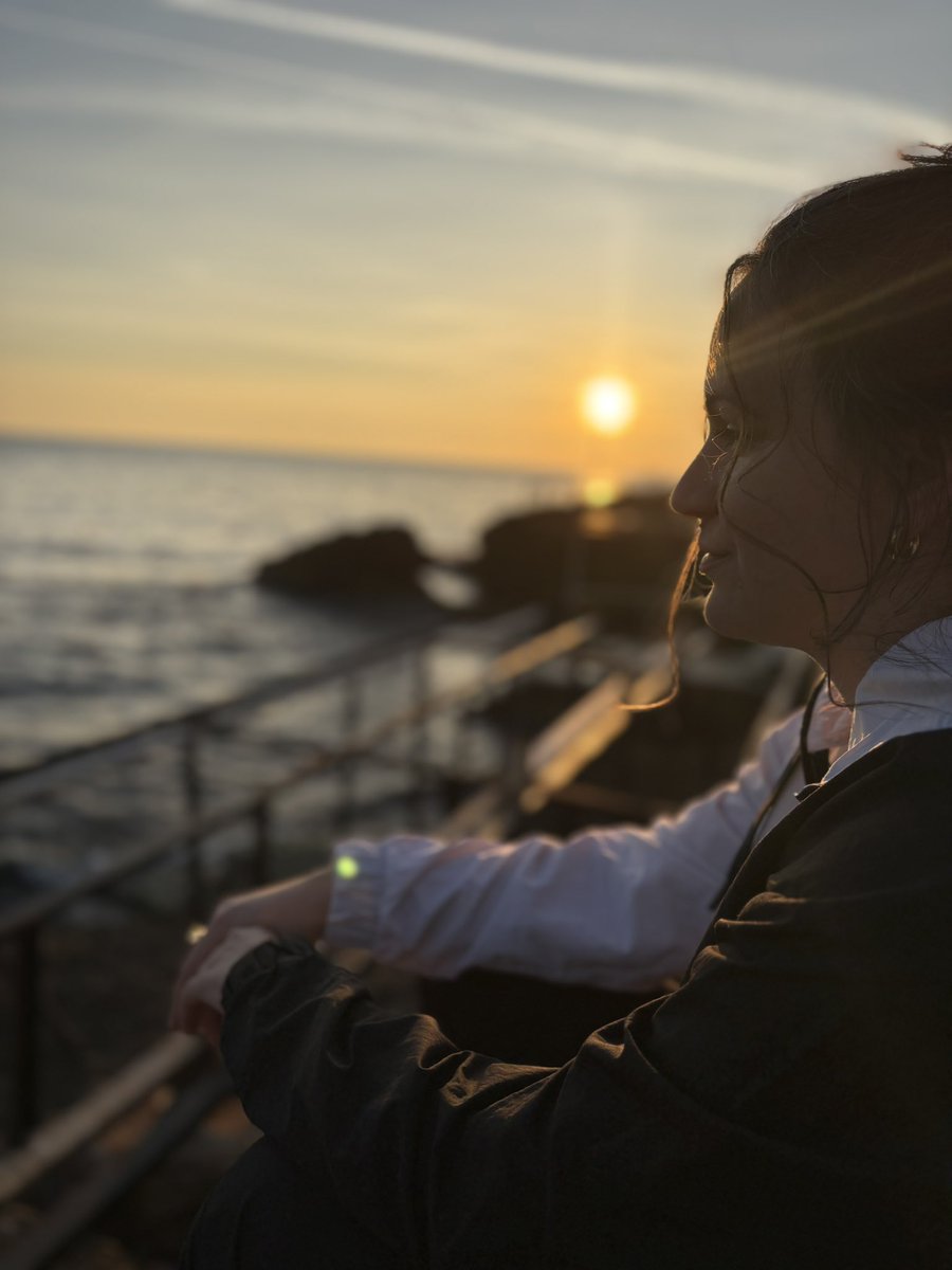 Ceylan_D30's tweet photo. right there…🌅 https://t.co/iegplTXgLx