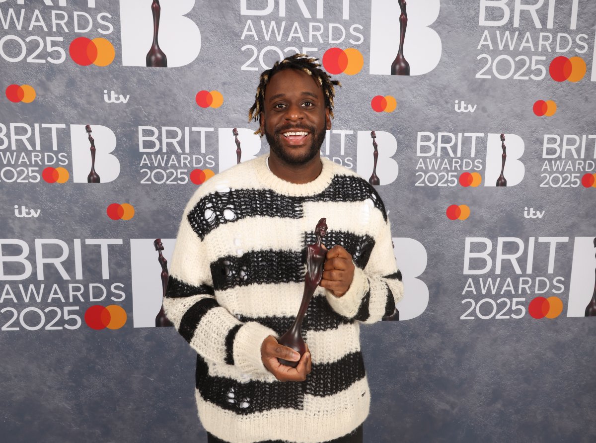 Congratulations to <a href="/MylesSmithUK/">Myles Smith</a>, winner of the <a href="/BRITs/">BRIT Awards</a> 2025 Rising Star award! 🌟