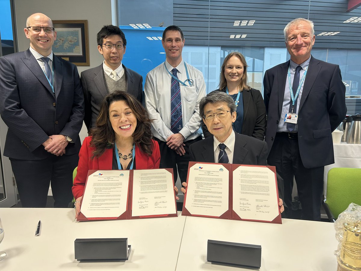 SmjamesJames's tweet photo. Signed MOU with the President of Gifu Kosen College in Japan.
Our engineering students will be visiting and studying in their College in July and 30 of their students are coming to us! Well done to Ceri,Mark and all the team 👏👏
#skills #collobration @CAVC https://t.co/UPS3IowIX7