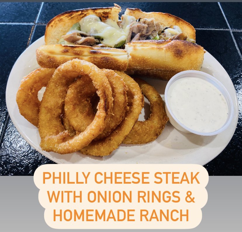 MichaelsPizzaMB's tweet photo. Philly Cheese Steak with provolone cheese, sautéed onions mushrooms &amp; green peppers with side of Onion Rings… homemade ranch for dip!!  #myrtlebeacheats  #eatatmichaelspizza  @MichaelsPizzaMB https://t.co/aMngq9GU0P
