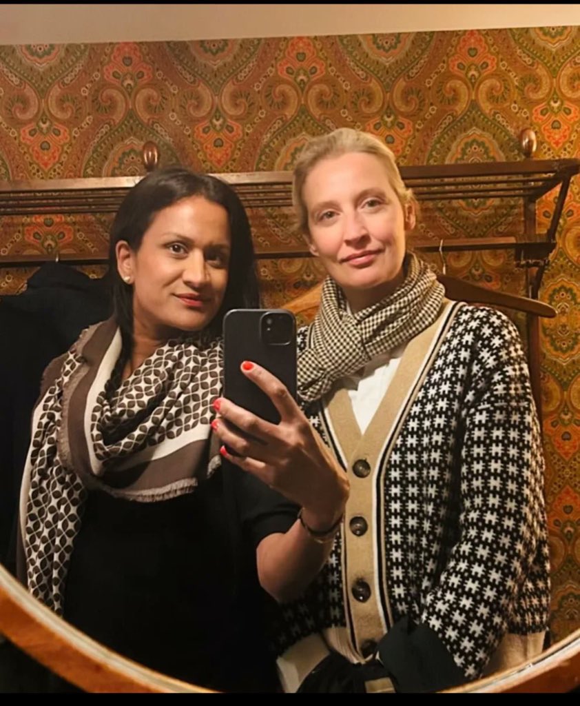 🚨🚨🚨+++Breaking+++🚨🚨🚨
Die Jungen Patrioten RLP haben über das Traum Kanzlerpaar abgestimmt: 

🩵🩵UNSERE OFFIZIELLE FIRST LADY🩵🩵

#alice4kanzler