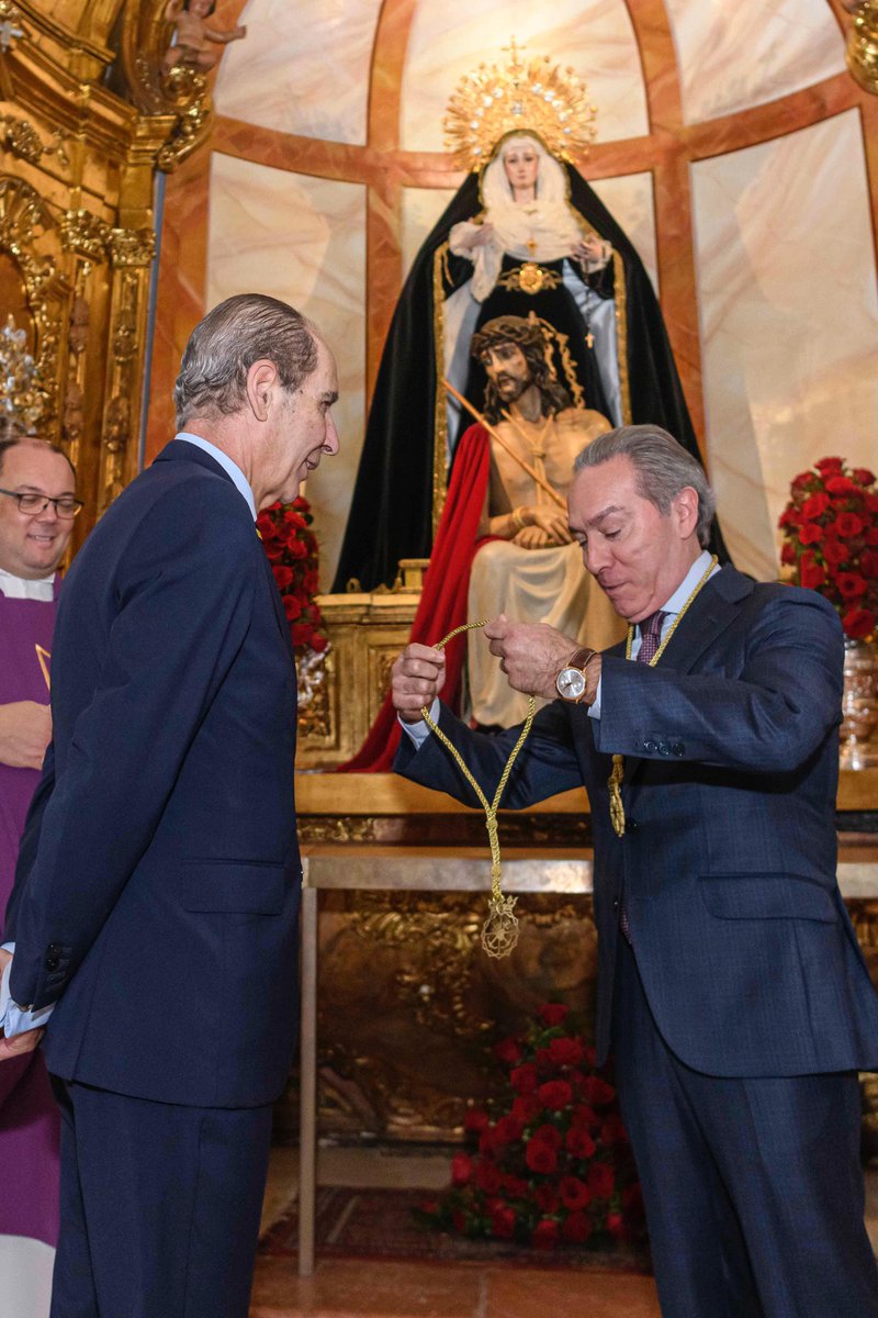[Obituario] Con profundo pesar, comunicamos el fallecimiento de D. Manuel Gatell Herreros, medalla de oro de nuestra cofradía. El velatorio será en la sala 1 de Parcemasa, y la misa será mañana a las 14h. Elevamos una oración por el eterno descanso de su alma RIP #CofradiasMLG