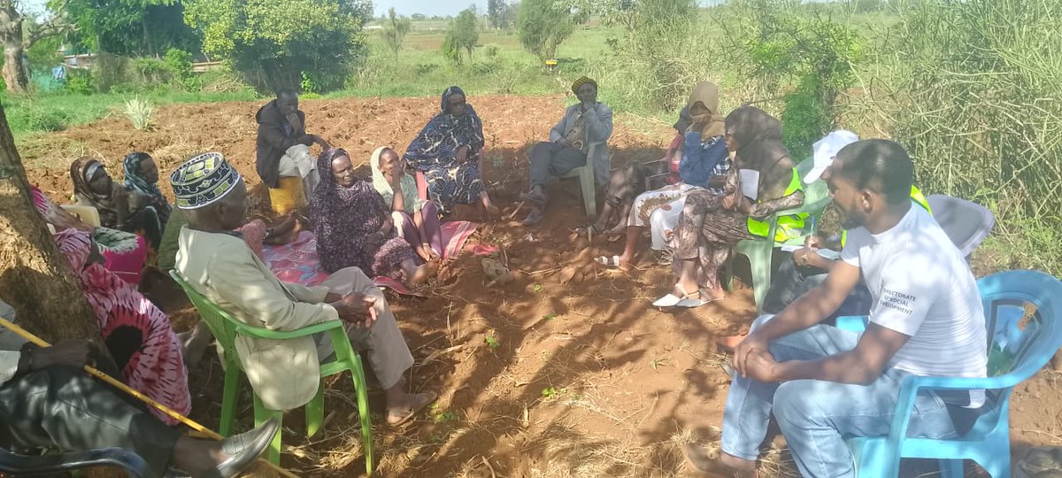Secureandi123's tweet photo. We had a session today where we addressed matters on HIV and AIDS, more on its spread, prevention, methods of prevention and myths relating to it was also discussed to locals at Godana Kote Village, Dirib Gombo Location in Marsabit County.

@hmhafrica https://t.co/vtH1rXdLYg