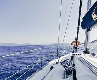 activityhols's tweet photo. What are you looking for on your yachting holiday? 
Sun? Sea? Sailing? Dolphins? Peace? Food? Drink? Party? Swimming? Exploring? Adventure? Relaxation? Other?.............Tell us.
https://t.co/I0v7FU2VMe
#tailormadetoyou #tailormadeholidays #tailoredtrips https://t.co/FigMiE1EUz