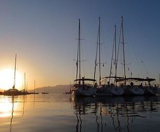 activityhols's tweet photo. What are you looking for on your yachting holiday? 
Sun? Sea? Sailing? Dolphins? Peace? Food? Drink? Party? Swimming? Exploring? Adventure? Relaxation? Other?.............Tell us.
https://t.co/I0v7FU2VMe
#tailormadetoyou #tailormadeholidays #tailoredtrips https://t.co/FigMiE1EUz