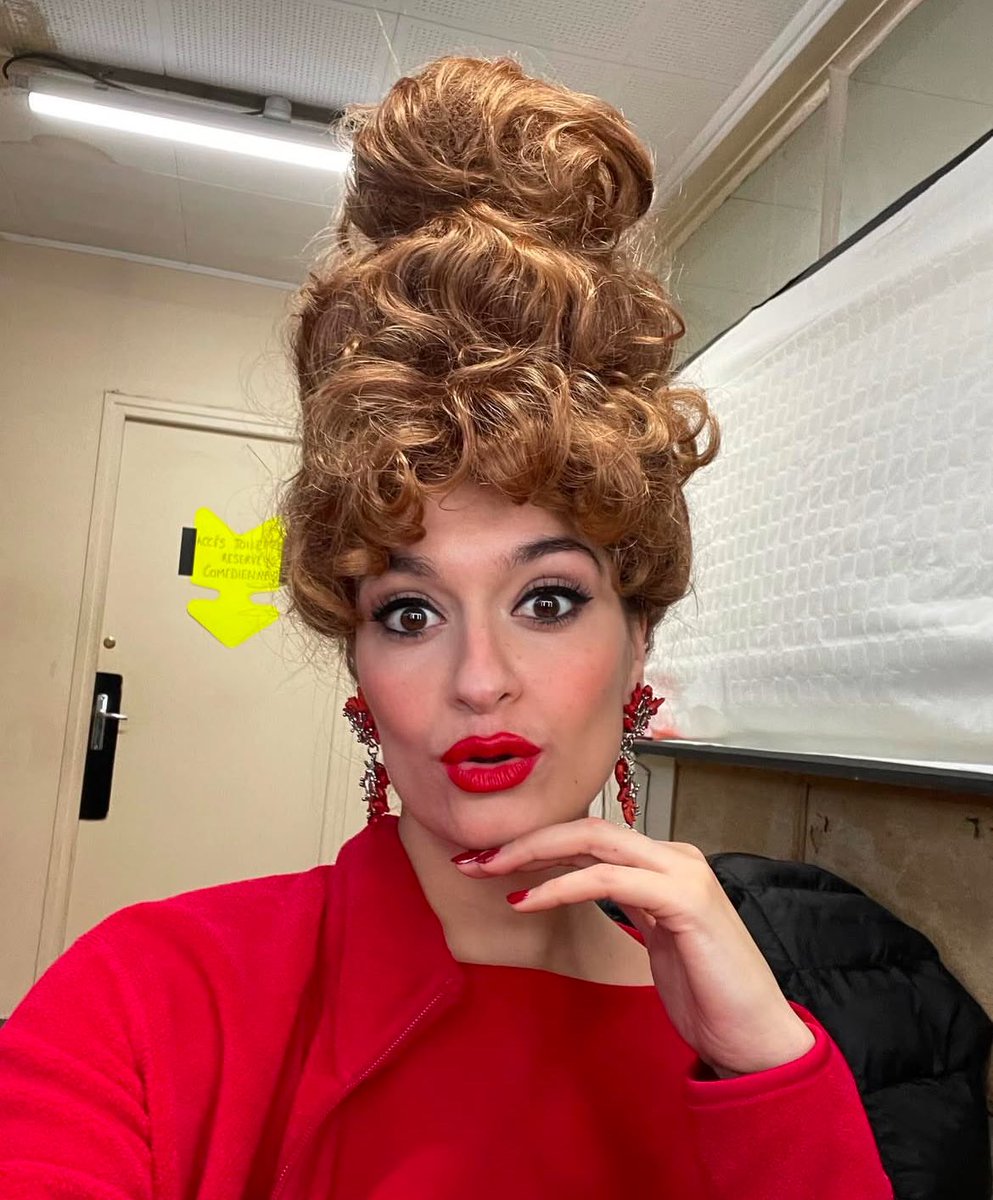 Europe2's tweet photo. . @claraluciani va jouer dans une comédie musicale ! Le film s’appelle « Joli Joli » et sera disponible dès le 25 décembre 🥰🎅🏻
Hâte qu’il sorte ! 🤩 https://t.co/J90rhyt6La