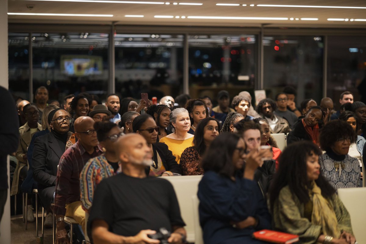 The Floor Magazine tweet media