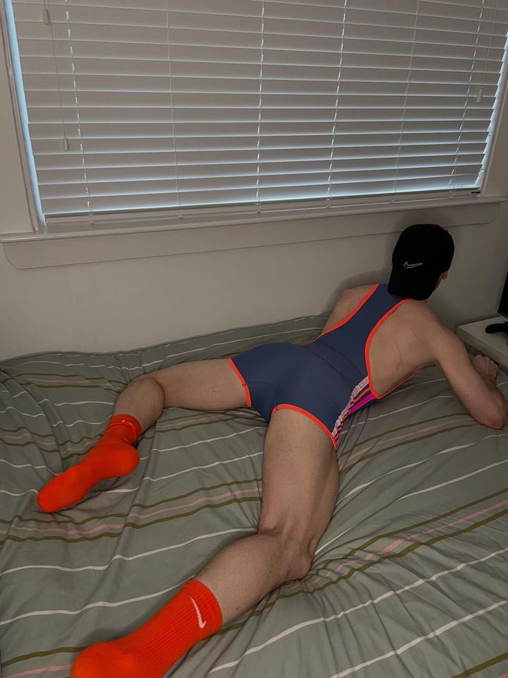 CollegeJocks tweet media