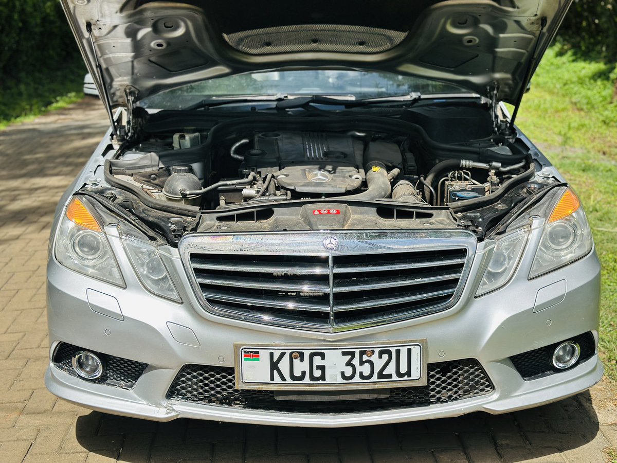 BigJs_Motors's tweet image. Sleek and Stylish 🚗
Model: Mercedes Benz | E250 | 2010
Engine: 1.8l  Petrol
Features: Full Spec
Price: 2,249,999/=
Caption: "Upgrade your commute with the E250– where style meets performance. Safety, luxury, and affordability in one sleek package. #ExploreWithBigJs #bigjsmotors