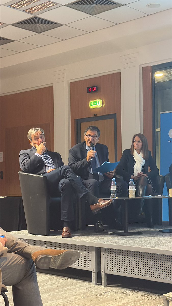 CCIcotedazur's tweet photo. #LIVE 🎙️Patrick Guibbolini, @guibbolini_p Directeur du développement Territorial d’@EDFofficiel et Marcello VALENZA , Directeur Territorial @GRDF évoquent la transition énergétique. 

« L’immobilier est une crise systémique. »
« Il nous faut des solutions, il vous faut des solutions. »

L’électrocentrisme n’est pas la solution. ❌

#FilièreImmo06 #CriseEnergetique #Energie #IA