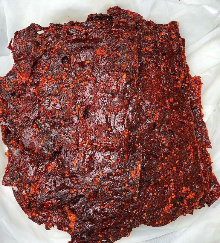 Nig_Farmer's tweet photo. Taste for Taste 
Steeze for Steeze
Aura for Aura
Pepper for Pepper
Appearance for Appearance 
Onions for onions 

Which of these is the best!

A. Kilishi

B. Suya https://t.co/QvObrpO3ww