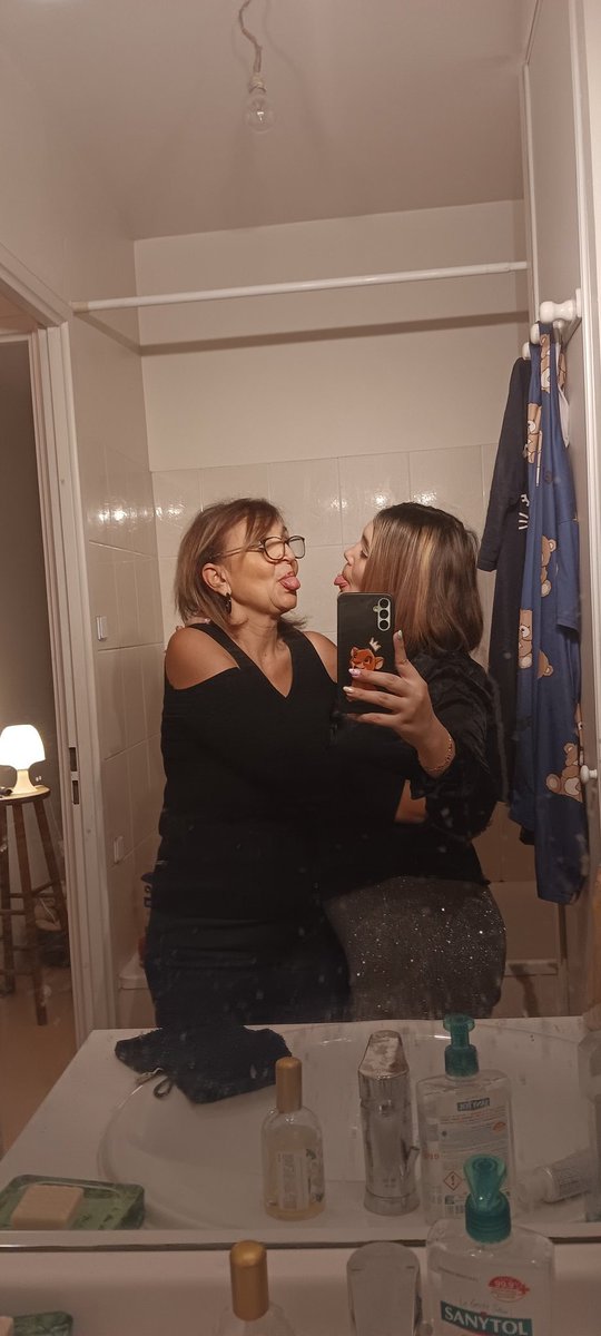 ❤️
Ma jumelle ❤️❤️