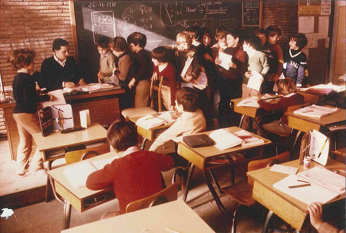 xaloc_edu's tweet photo. Els anys 70 van marcar un abans i un després en la història de Xaloc.🌟 Va ser una època d’expansió, de consolidació i d’idees visionàries que van donar forma al projecte vibrant que som avui.💡🌱 https://t.co/tsvQo25IqB
