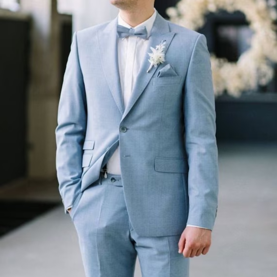 JFieldsCleaners's tweet image. Look sharp, stay sharp! ✨ Our formal wear cleaning services at J. Fields Cleaners will have your suit looking as crisp as the day you bought it. Trust us to keep your finest pieces in top condition for every occasion! 

#JFieldsCleaners #FormalWearCare #SharpAndClean