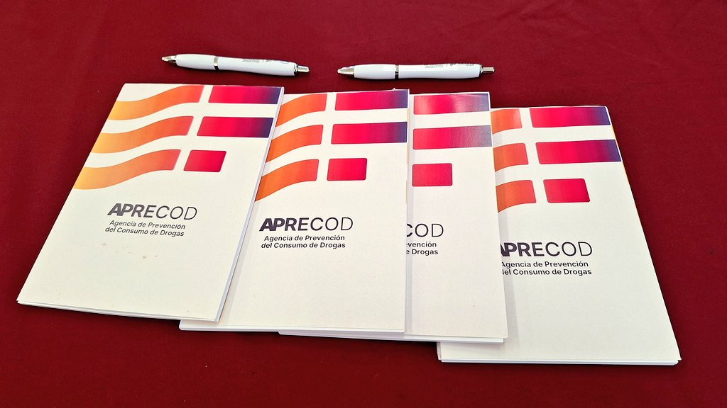 APRECOD tweet media