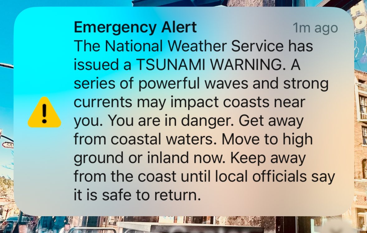 Fatima Navarrete (@fnavarretetv) on Twitter photo #ÚltimaHora Terremoto preliminar 6.6 en la costa de Eureka, Humboldt al norte de California, según Servicio Meteorológico Nacional. Hay alerta de tsunami en la costa de esa región norte. <a href="/Telemundo48/">Telemundo 48</a> #ÚltimaHora Terremoto preliminar 6.6 en la costa de Eureka, Humboldt al norte de California, según Servicio Meteorológico Nacional. Hay alerta de tsunami en la costa de esa región norte. <a href="/Telemundo48/">Telemundo 48</a>