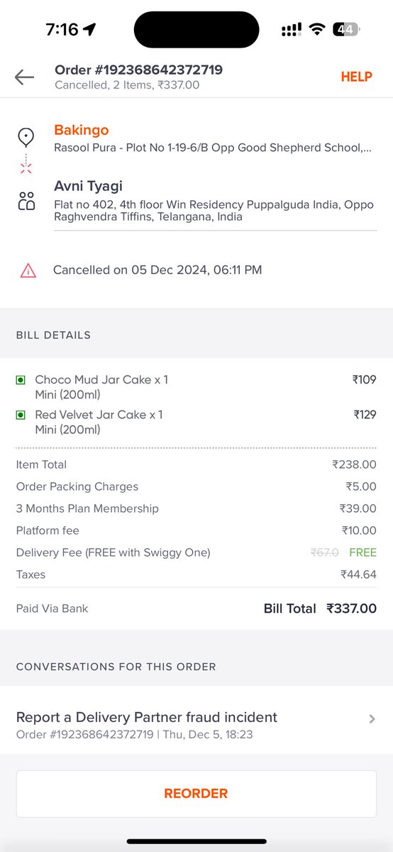 ShivangiJuneja's tweet photo. @Swiggy @SwiggyCares I ordered on Swiggy but the delivery partner said the address was incorrect. Whereas the address is correct, he cancelled the order and Swiggy charged full amount as cancellation. I reached out to customer support, they disconnected my call. https://t.co/nPwiBrBOug