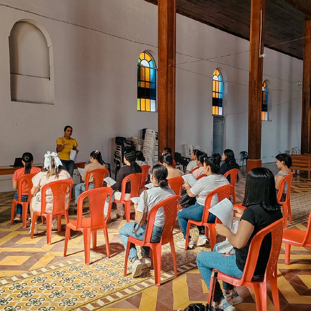 En el marco del proyecto #PlanEmpleo2024, se llevó a cabo una jornada intensiva de tres sesiones sobre habilidades blandas, con el objetivo de preparar a los participantes de 6 departamentos para enfrentar los retos del mundo laboral. 🚀#HabilidadesBlandas #DesarrolloProfesional