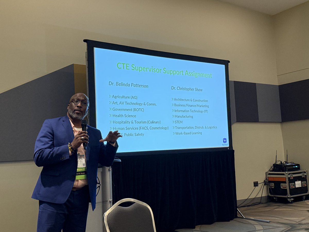 Bobby Jackson did a great job presenting on career exploration and STEM to middle grades! <a href="/JEFCOED/">Jefferson County Schools</a> #visioncte24 <a href="/LearningBlade/">Learning Blade</a>
