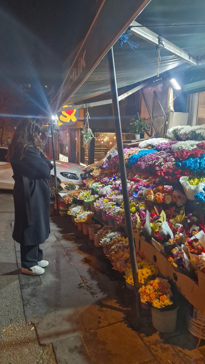 Bekleyebilirsiniz zeynep hanim talebiniz saglanmayacak