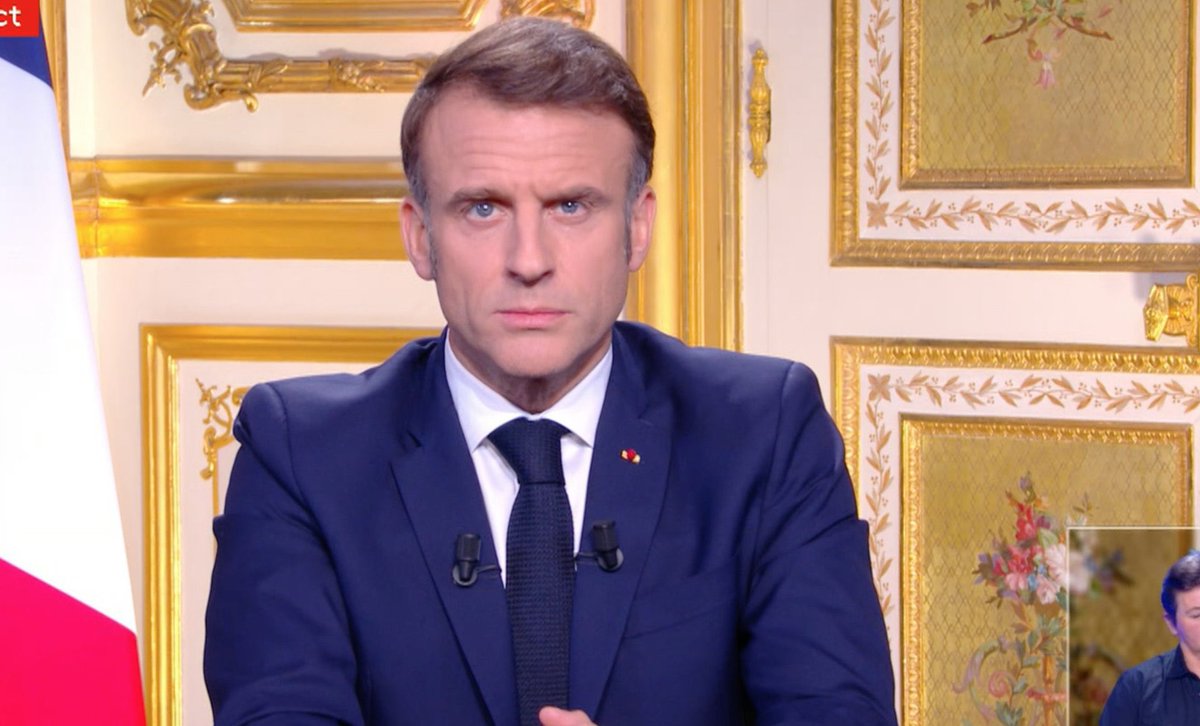 Clemence_Guette's tweet photo. L’arrogance faite homme. 

Macron insulte tout le monde, s’exonère de son bilan et n’annonce rien. 

Il doit partir.

#Macron20H https://t.co/6bjJQQyjy3