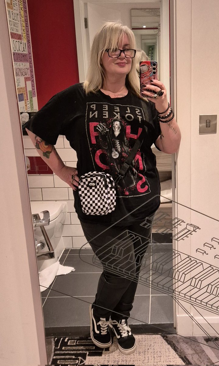 Veil Bloodgood🦇 tweet media