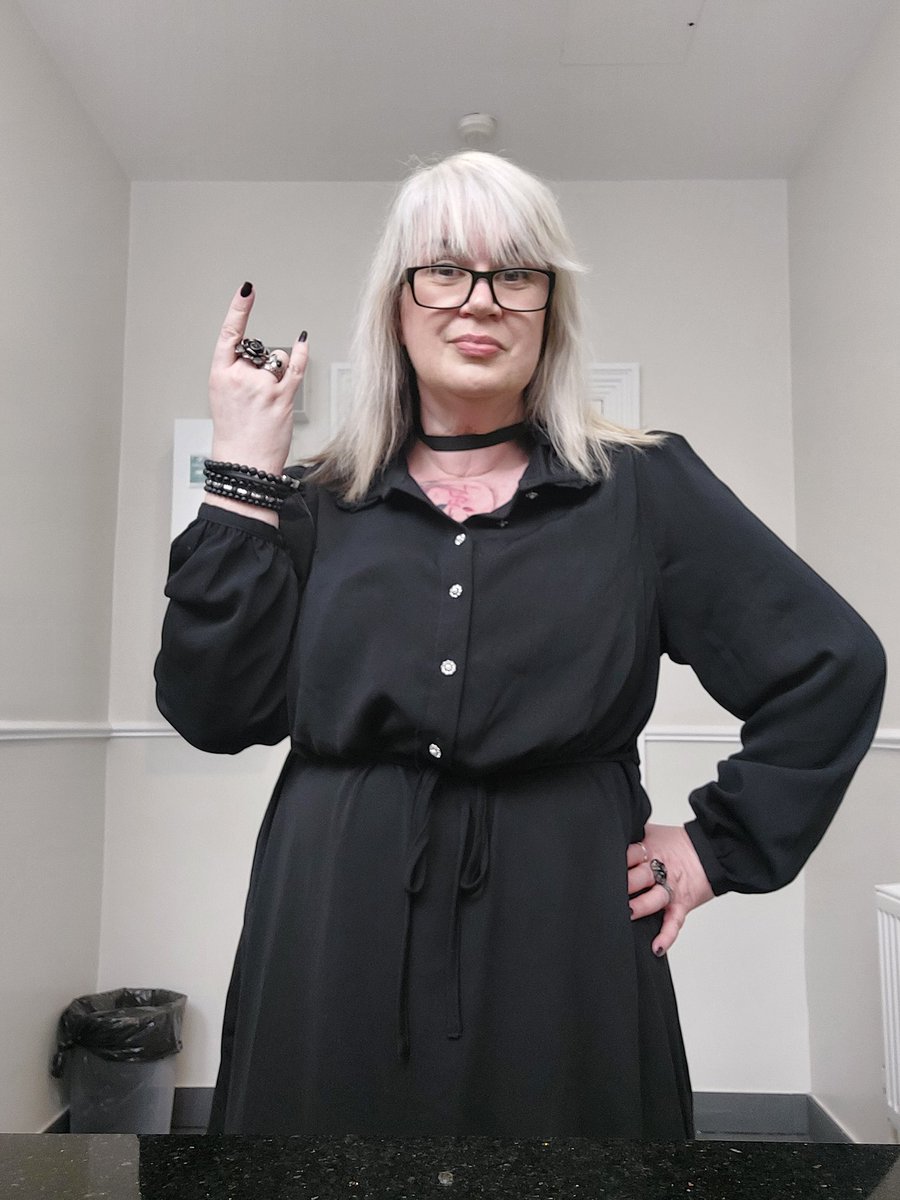 Veil Bloodgood🦇 tweet media