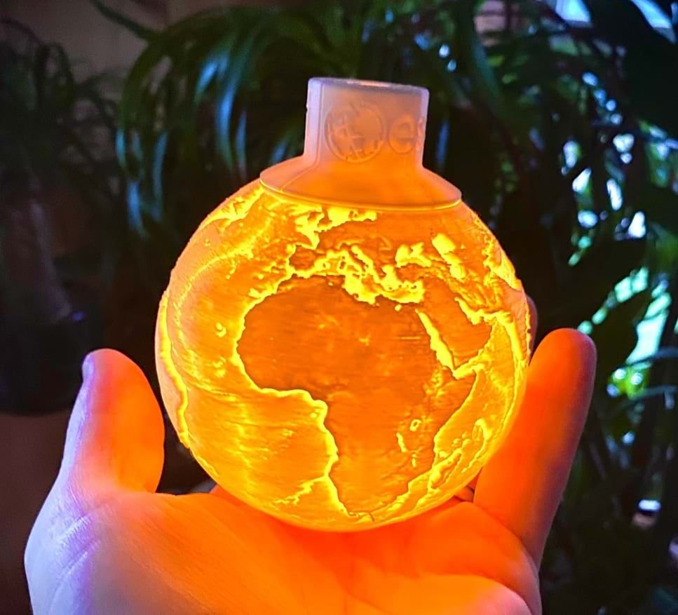 John_M_Nelson's tweet image. Here are 5 globe ornament crafts for you to consider for your work party or classroom project or just for funzies. esri.com/arcgis-blog/pr…