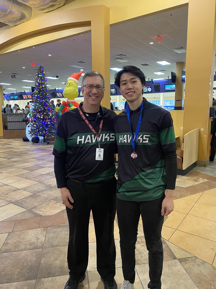We have another Hawk headed to State!  David Lee rolled a 1216 for his 6 games in the Region 4 Individuals, to finish in 2nd place and advance to Smyrna next month!!!